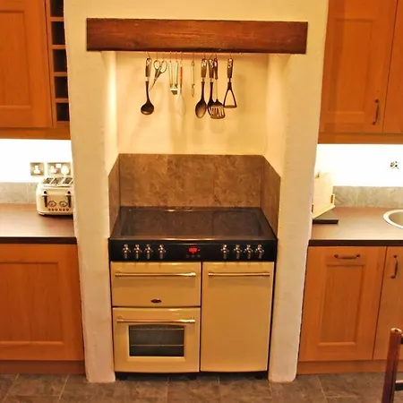 Lantern - Stunning Sea Views, Beautiful Country Cottage, Hot-tub - Ravenscar, North Yorks *