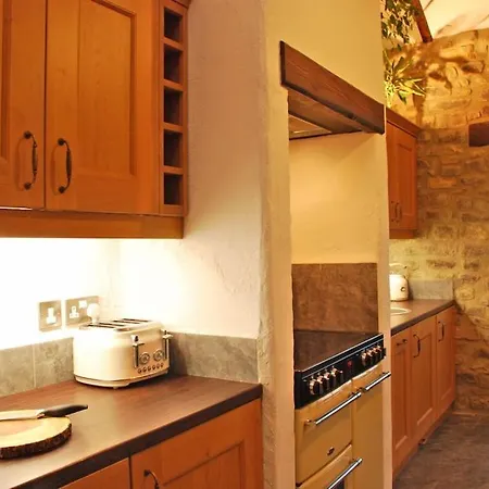 Lantern - Stunning Sea Views, Beautiful Country Cottage, Hot-tub - Ravenscar, North Yorks Scarborough