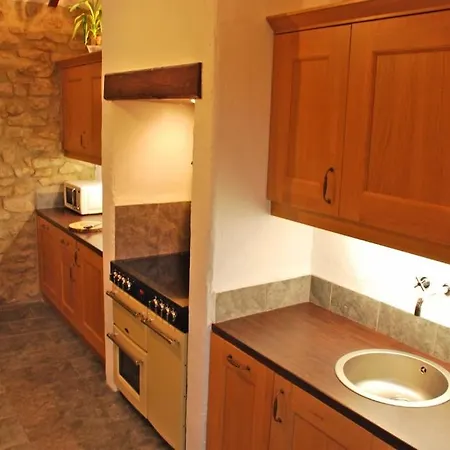 Lantern - Stunning Sea Views, Beautiful Country Cottage, Hot-tub - Ravenscar, North Yorks Feriehus